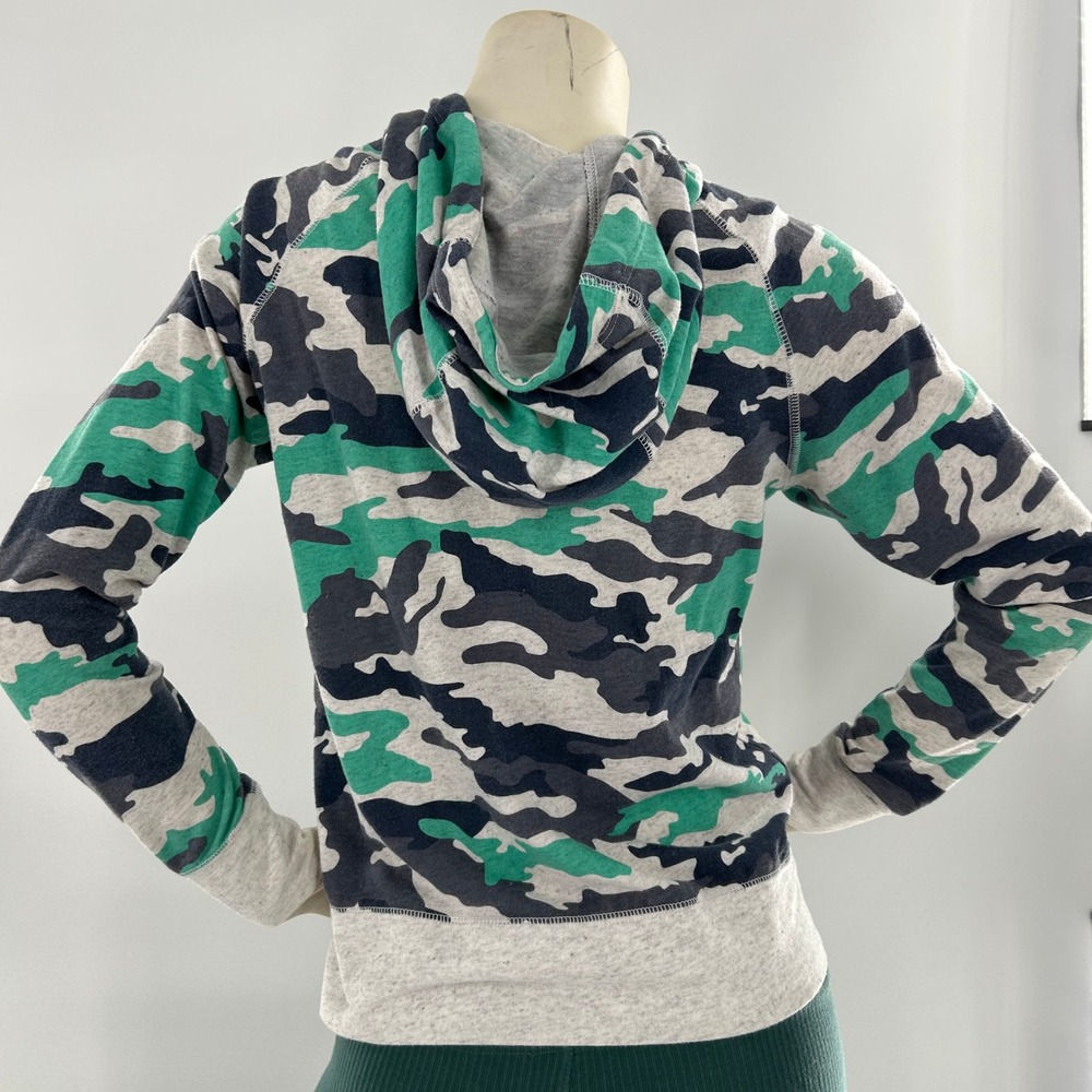 Nike‎ Women's Camo Zip Up Hoodie Small Green Black Gray Casual Athleisure - Picture 2 of 8